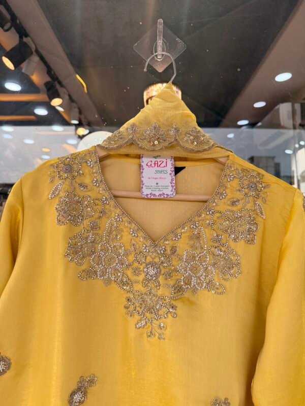 Beads Kadhdana Work Short Suit