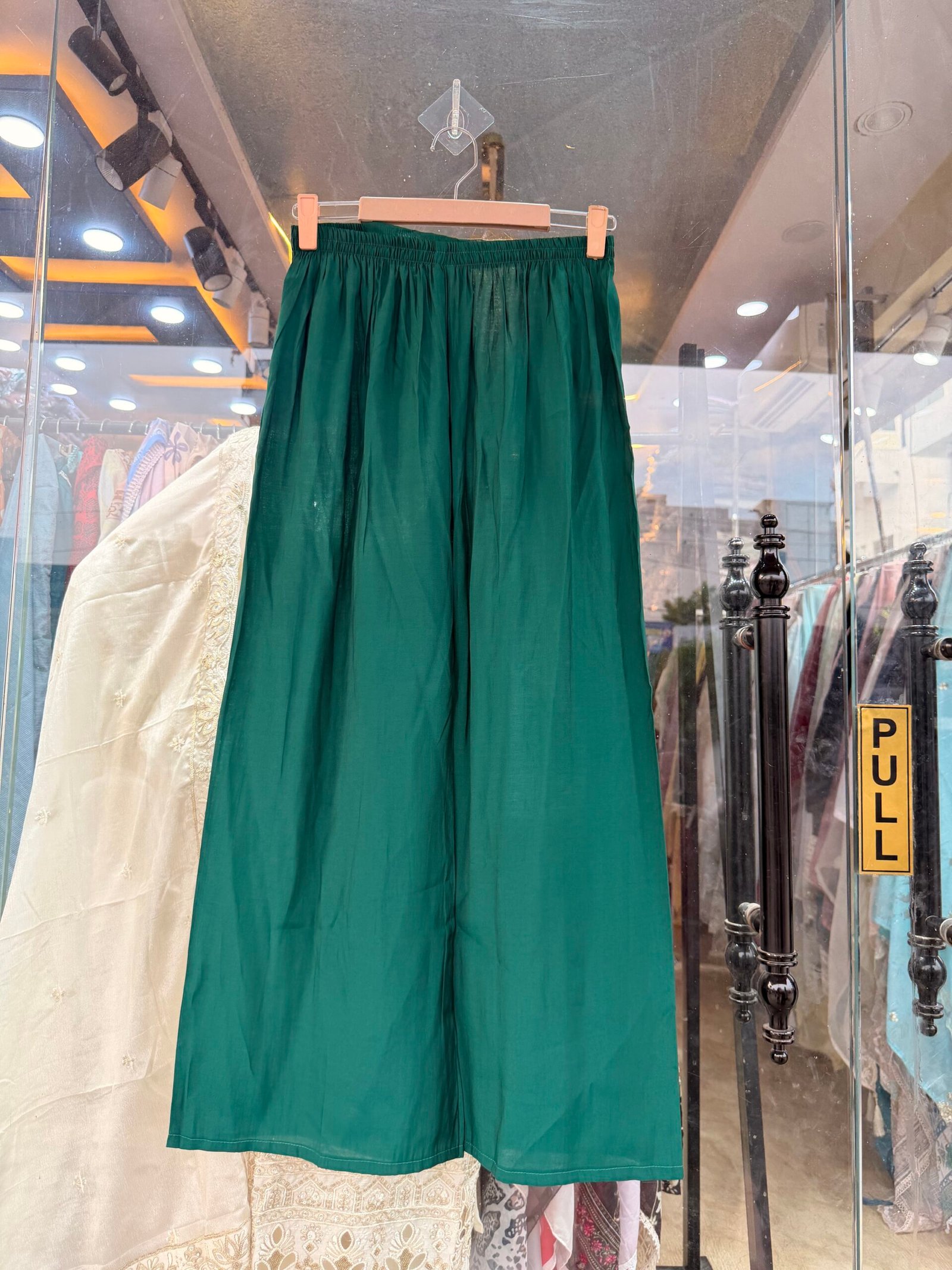Chiffon 3D Work Suit with Bell Bottom Pants - Image 8